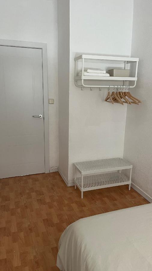 Piso En Valdeacederas Apartamento Madrid Exterior foto
